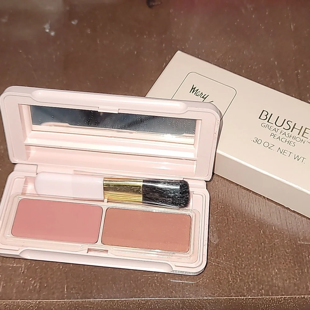 Mary‎ Kay Blusher Great Fashion Peaches  Collection .30 oz Item NIB Old S…